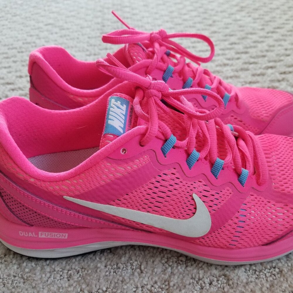Nike Duel Fusion Run 3 Bright Pink Running Sneakers, Women's 7.5, EUC!
